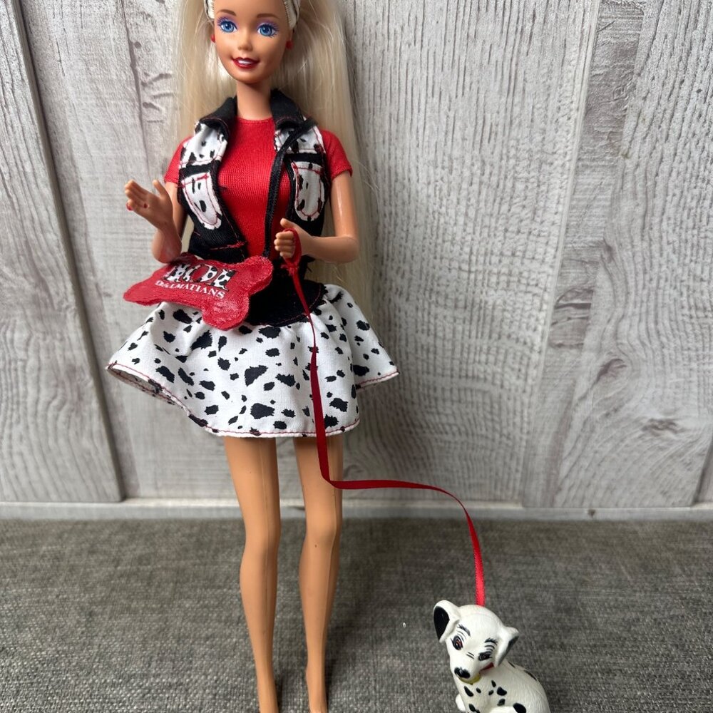 1997 Barbie Dalmatian Gift Set Doll With Dalmatian Puppy & Accessories By Mattel